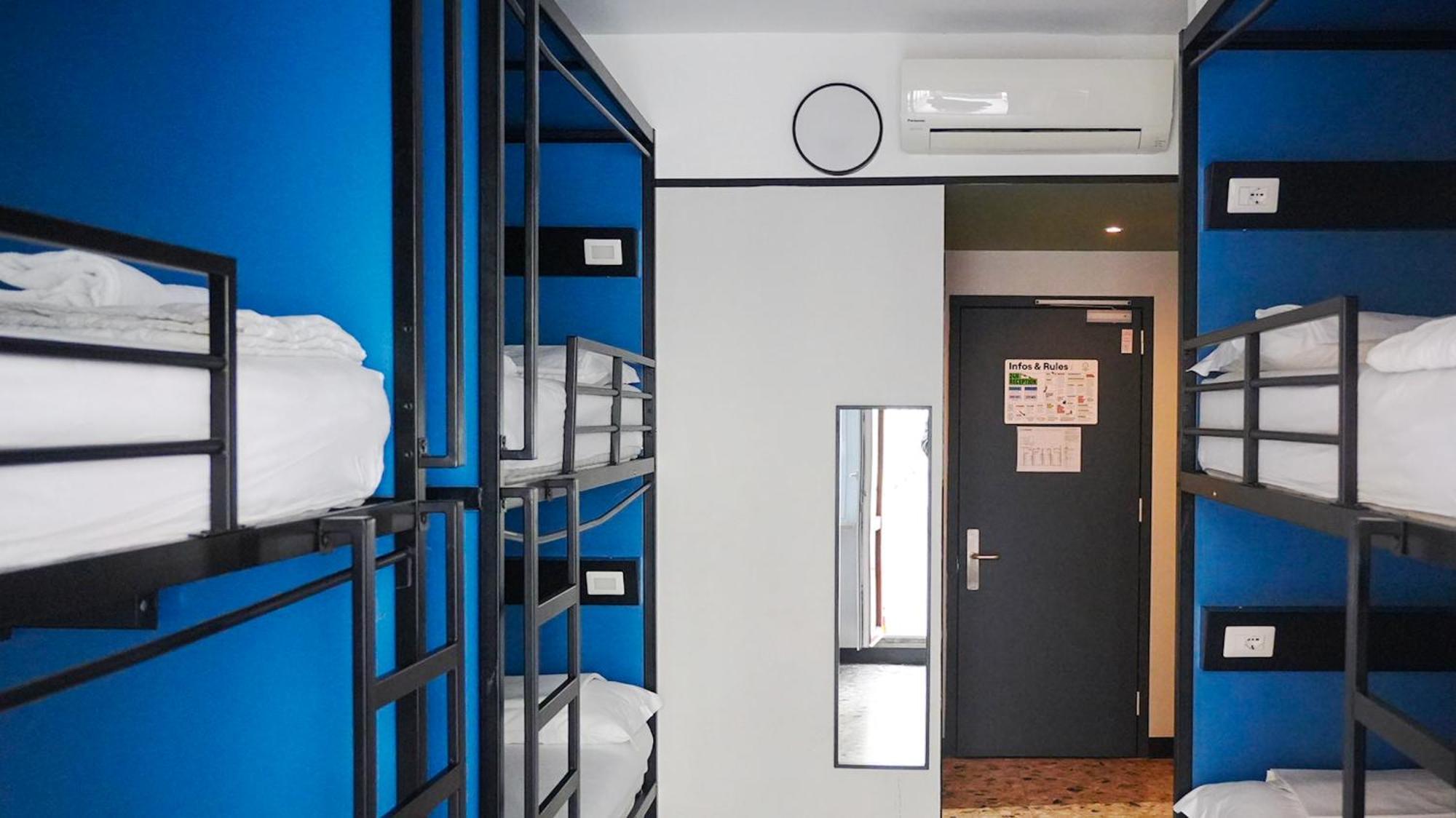 Yellowsquare Auberge de jeunesse *